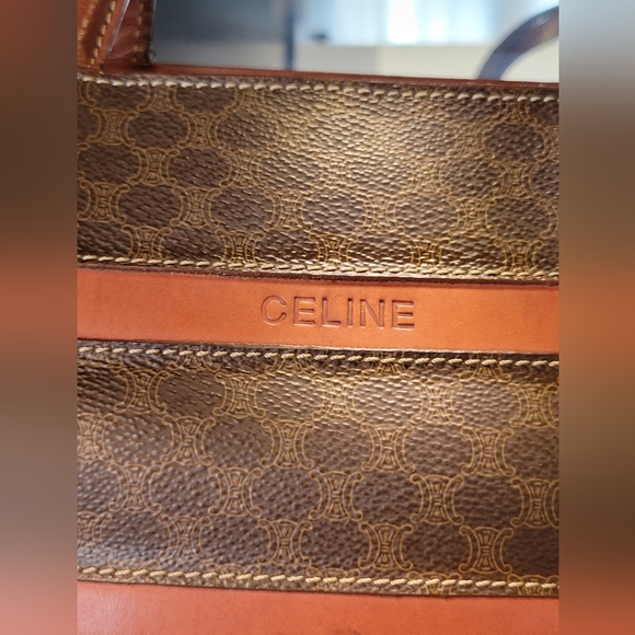 CÉLINE Paris Vintage Triomphe Handbag. - Picture 4 of 11